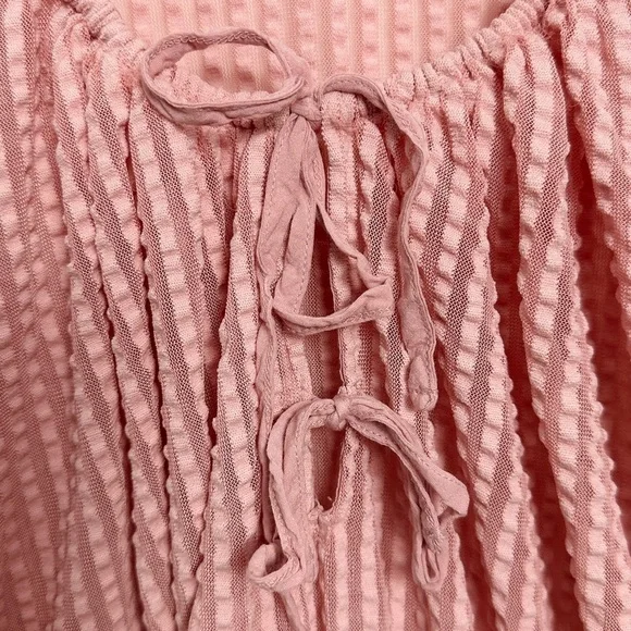 Urban Outfitters Peasant style cropped top - dusty pink - polyester  - L - Picture 9 of 10